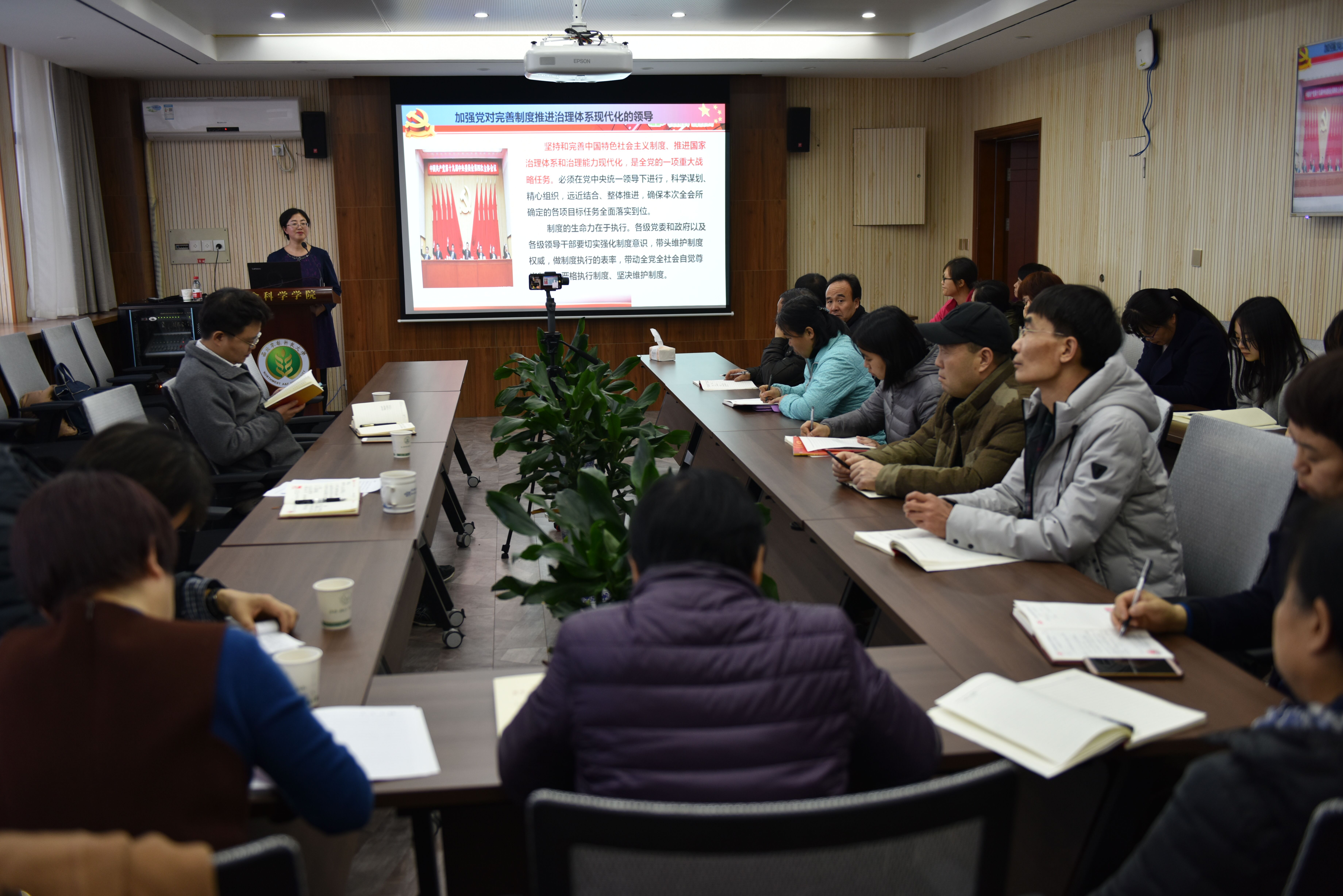 8f0379ea7fee47efad1dfbc1ba361932.jpg 8f0379ea7fee47efad1dfbc1ba361932.jpg