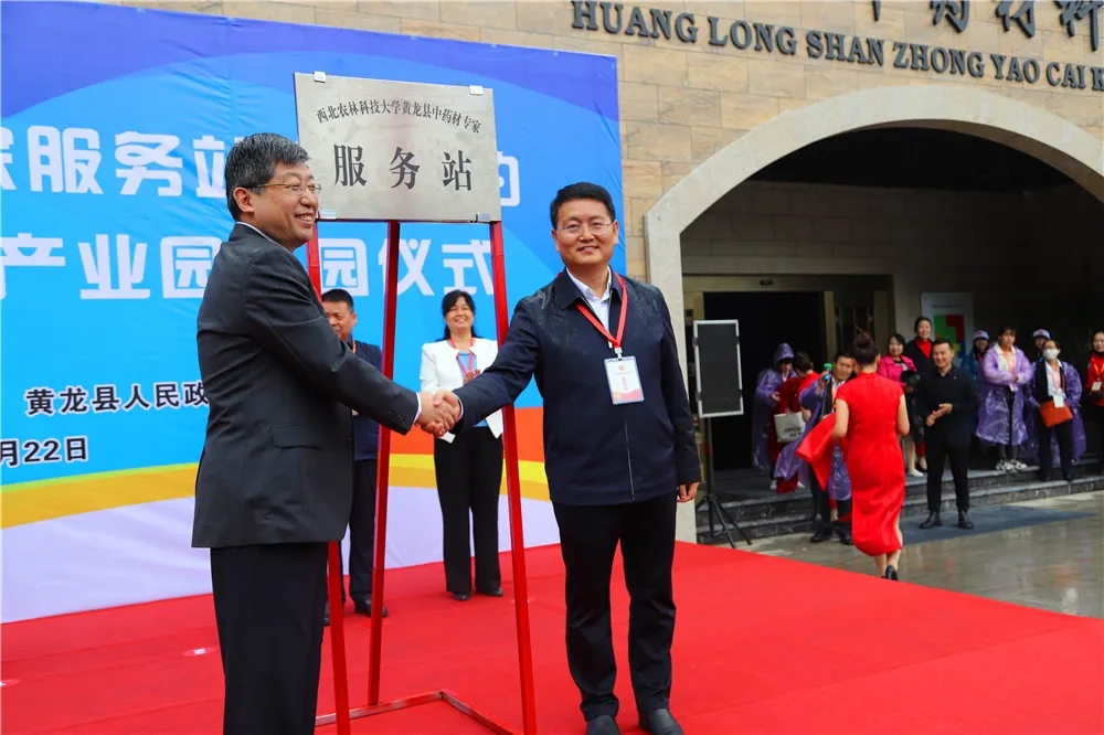 5fef48a6d8b34e25bfabe0214950c6ea.jpg 5fef48a6d8b34e25bfabe0214950c6ea.jpg