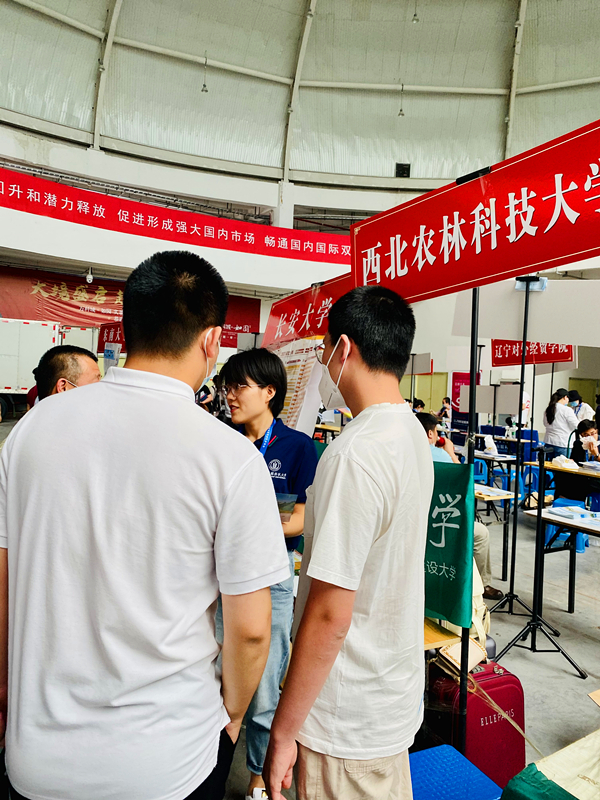 EFB94EC2D59E7890A12E09E0897579F3_副本.jpg