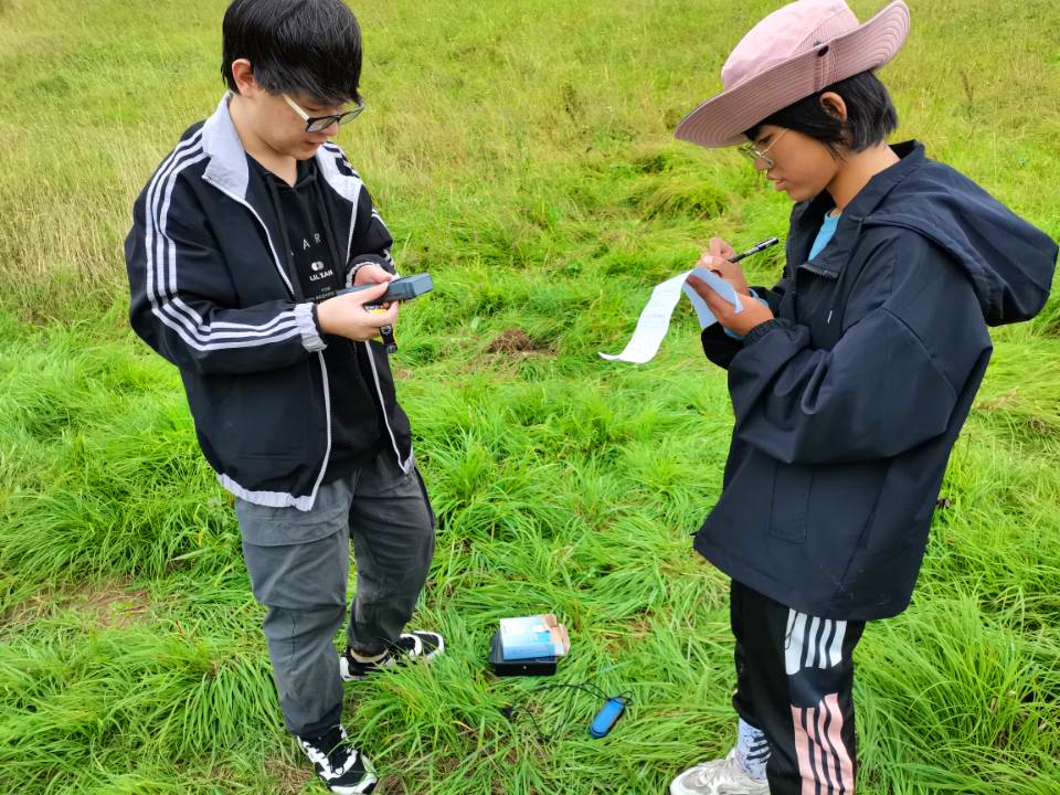 52ca00ca26864d428b0f4010747dda5c.jpg