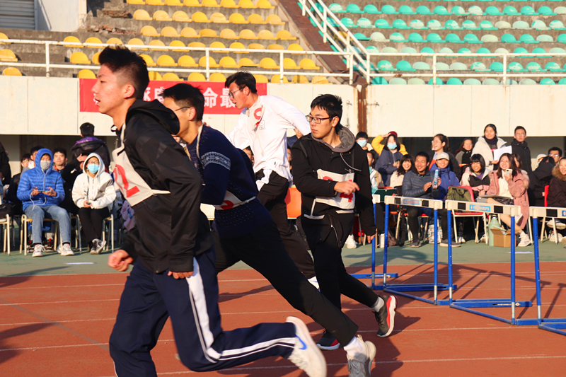 4763673a1eda410694e15fdc38141945.jpg